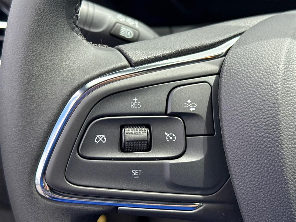 new 2025 Buick Envista car, priced at $25,000