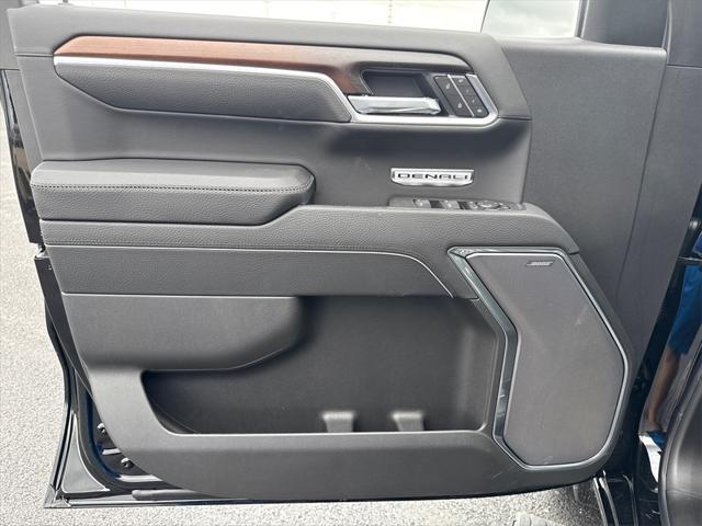 new 2025 GMC Sierra 1500 car, priced at $69,750
