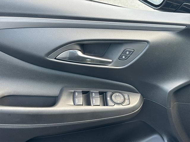 new 2025 Buick Envista car, priced at $30,432