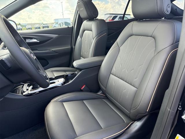 new 2025 Buick Envista car, priced at $30,432