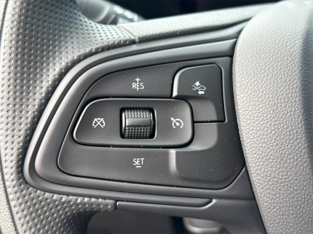 new 2025 Buick Envista car, priced at $24,708