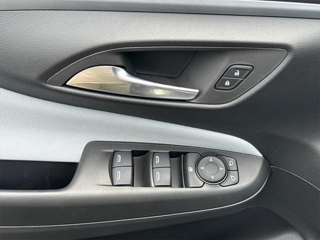 new 2025 Buick Envista car, priced at $23,000