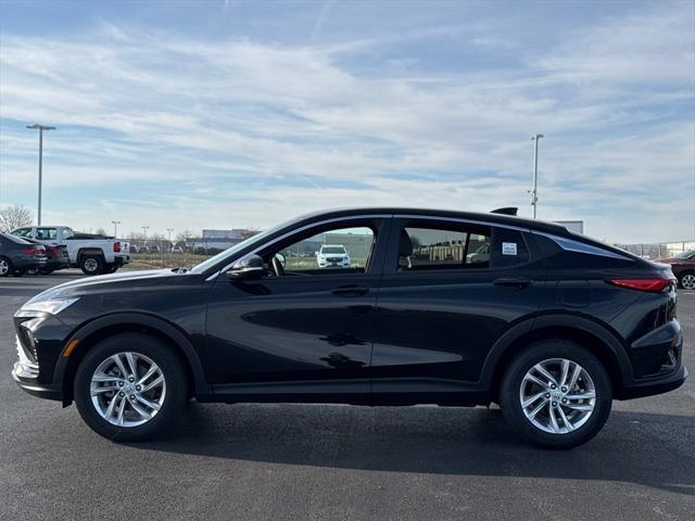 new 2025 Buick Envista car, priced at $23,641