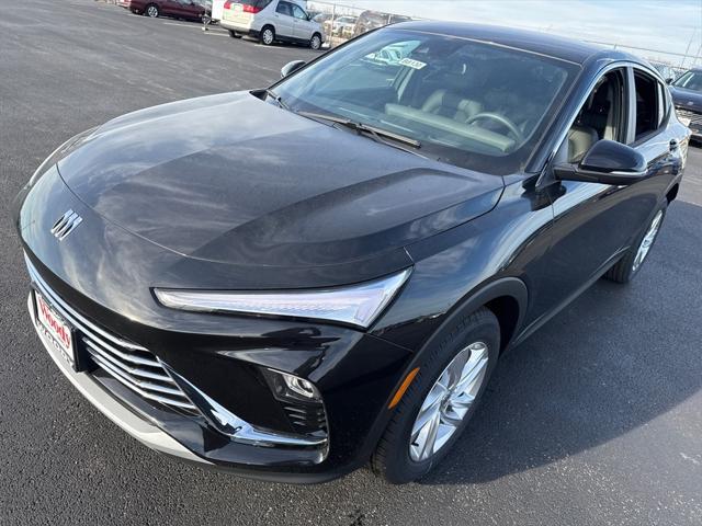 new 2025 Buick Envista car, priced at $23,641