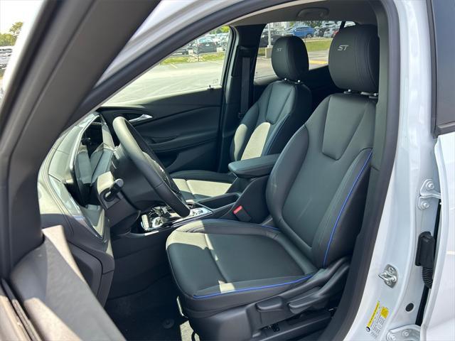 new 2025 Buick Encore GX car, priced at $25,000