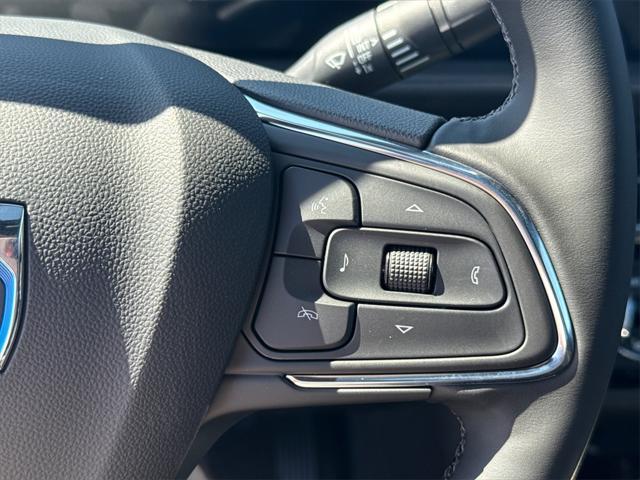 new 2025 Buick Envista car, priced at $28,775