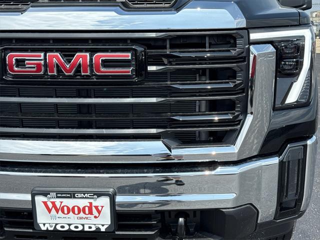 new 2025 GMC Sierra 2500 car, priced at $48,622