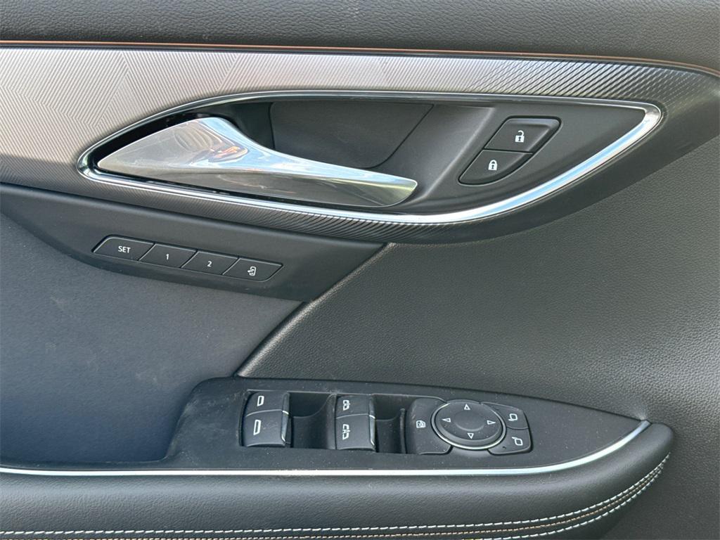 new 2025 Buick Envision car, priced at $37,000