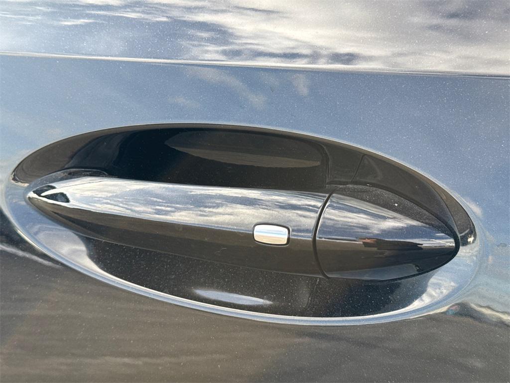 new 2025 Buick Envision car, priced at $37,000