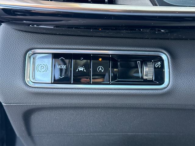 new 2025 Buick Envision car, priced at $45,490