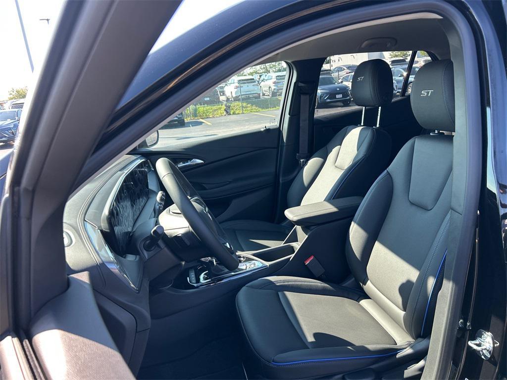 new 2026 Buick Encore GX car, priced at $27,500