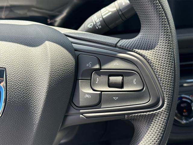 new 2025 Buick Envista car, priced at $24,798