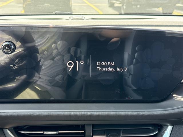 new 2025 Buick Envista car, priced at $24,798