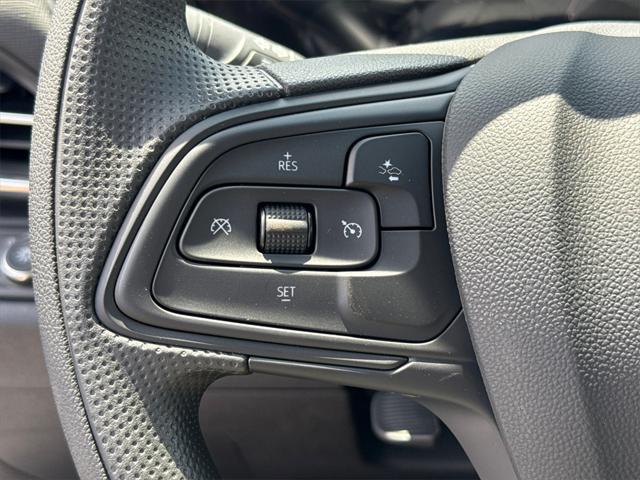 new 2025 Buick Envista car, priced at $24,798