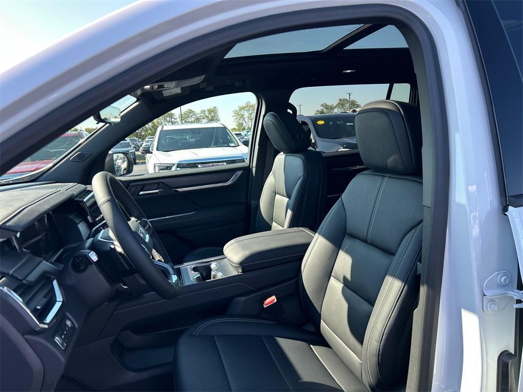 new 2026 GMC Acadia car, priced at $50,001