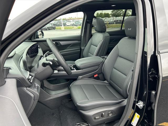 new 2025 Buick Enclave car, priced at $49,033