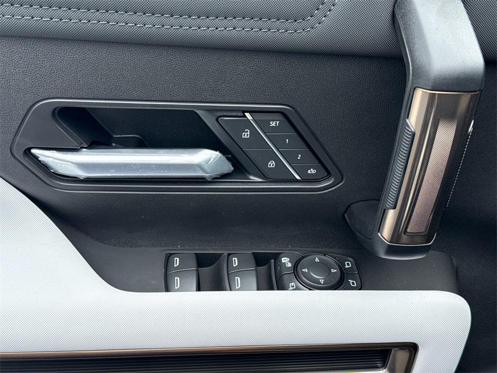 new 2025 GMC HUMMER EV Pickup car, priced at $91,500