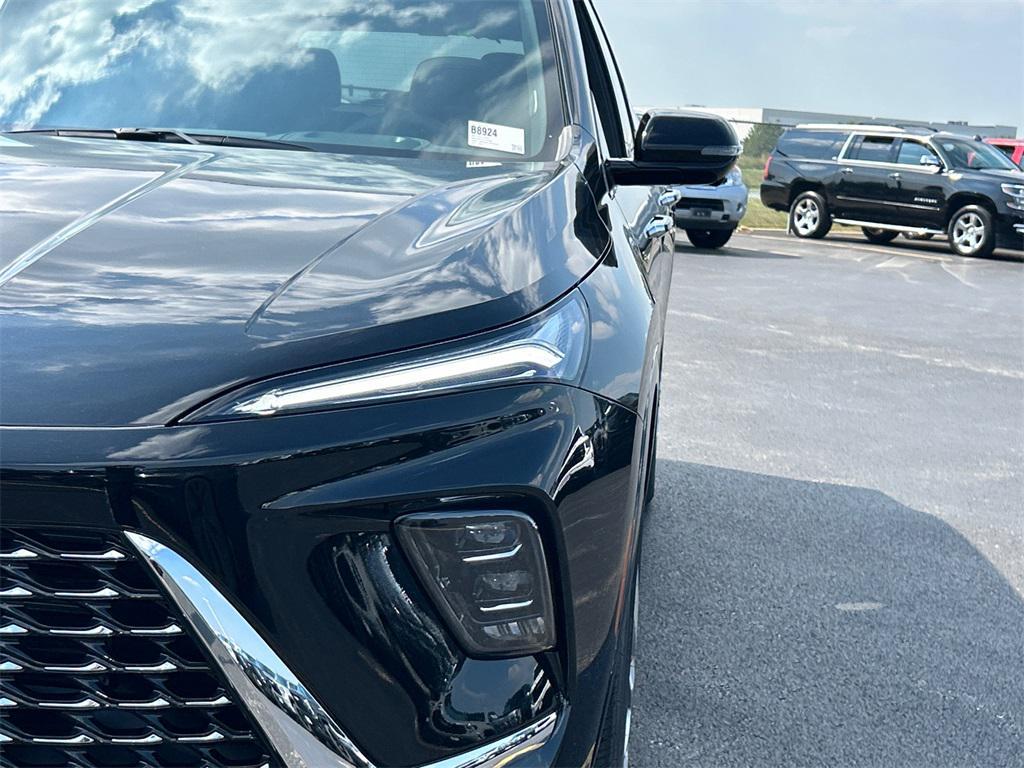 new 2026 Buick Enclave car, priced at $59,000