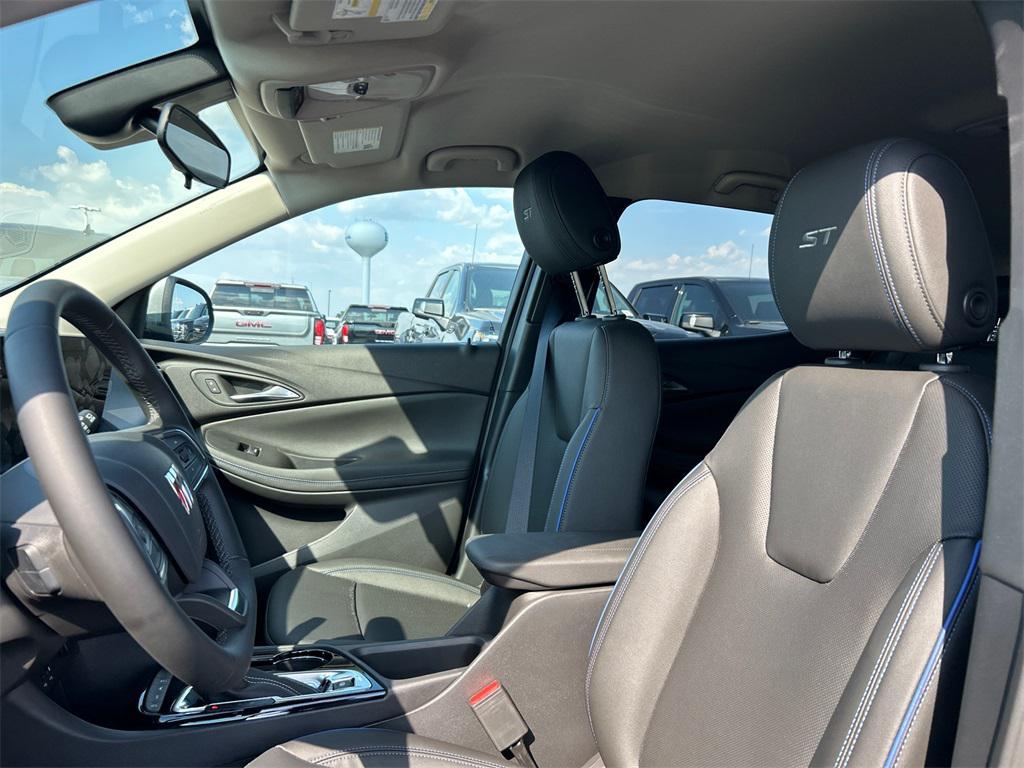new 2026 Buick Encore GX car, priced at $27,500