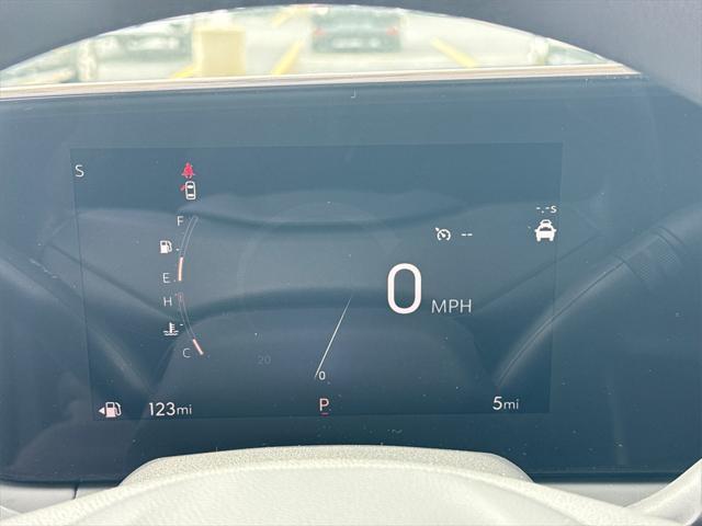 new 2025 Buick Envista car, priced at $24,708