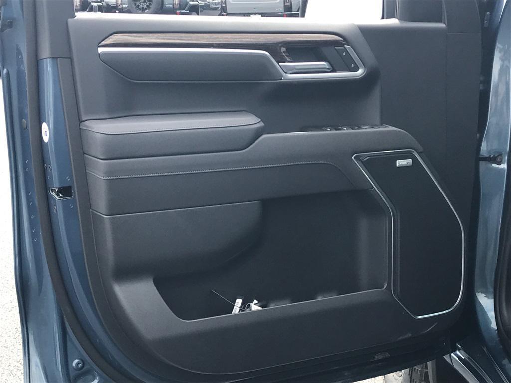 new 2026 GMC Sierra 1500 car, priced at $58,250