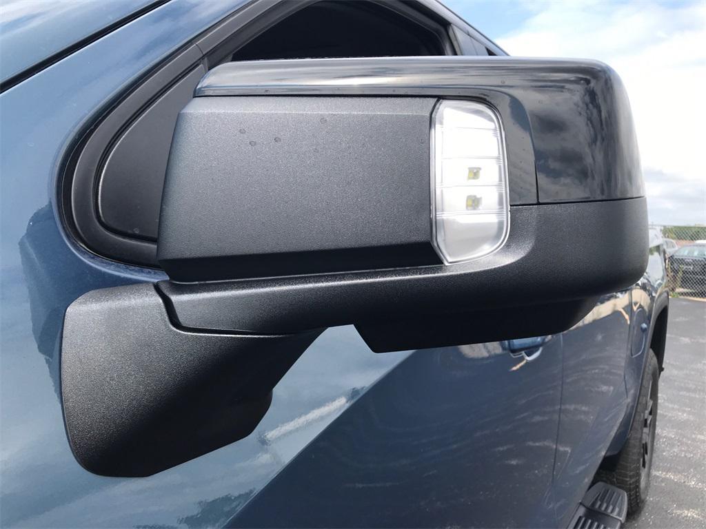 new 2026 GMC Sierra 1500 car, priced at $58,250