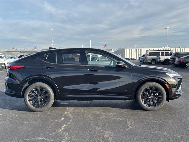 new 2025 Buick Envista car, priced at $25,740