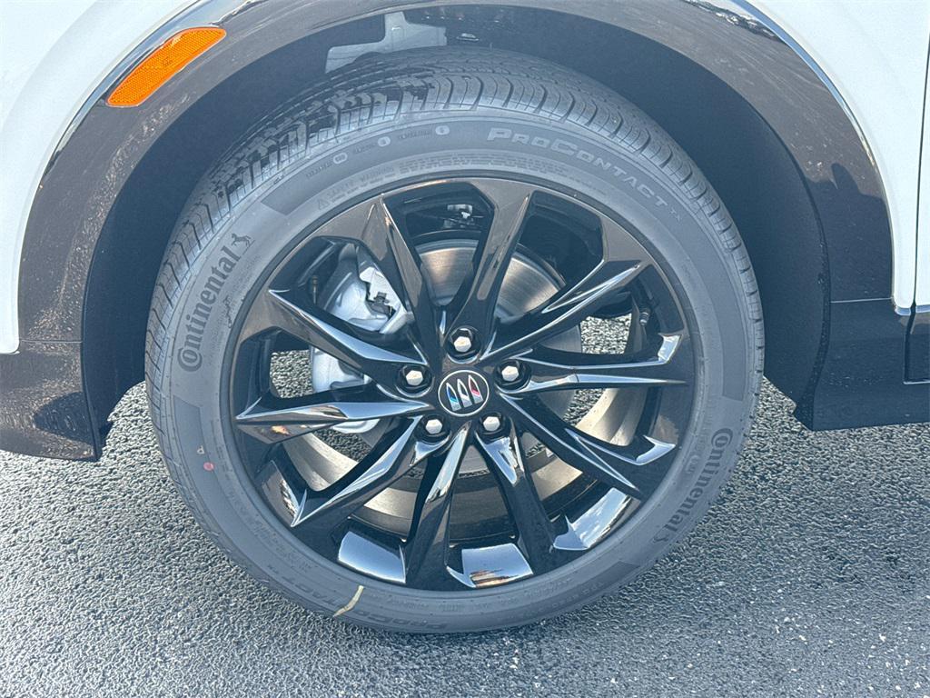 new 2026 Buick Encore GX car, priced at $29,500