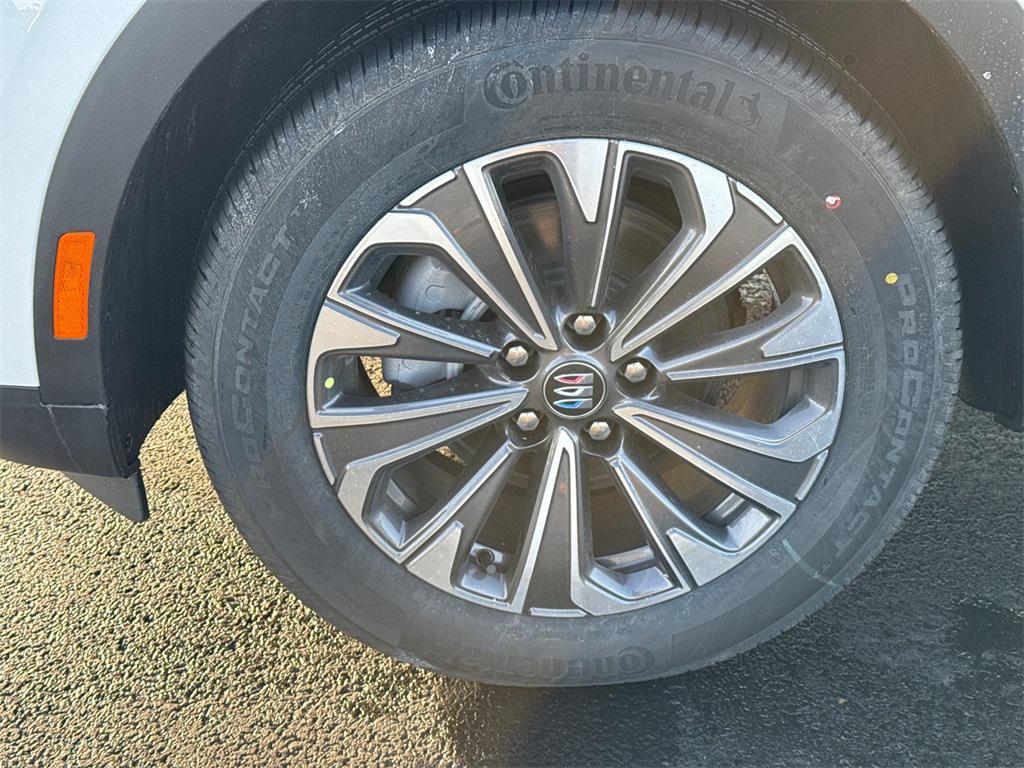 new 2025 Buick Envision car, priced at $33,000