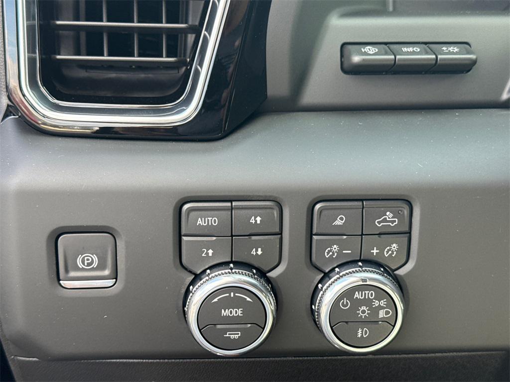 new 2026 GMC Sierra 2500 car, priced at $75,246