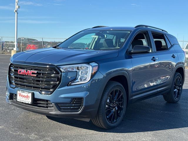 new 2024 GMC Terrain car, priced at $26,000