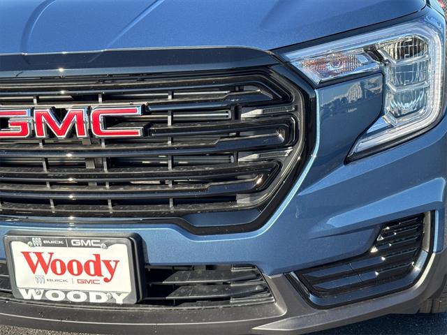 new 2024 GMC Terrain car, priced at $26,000