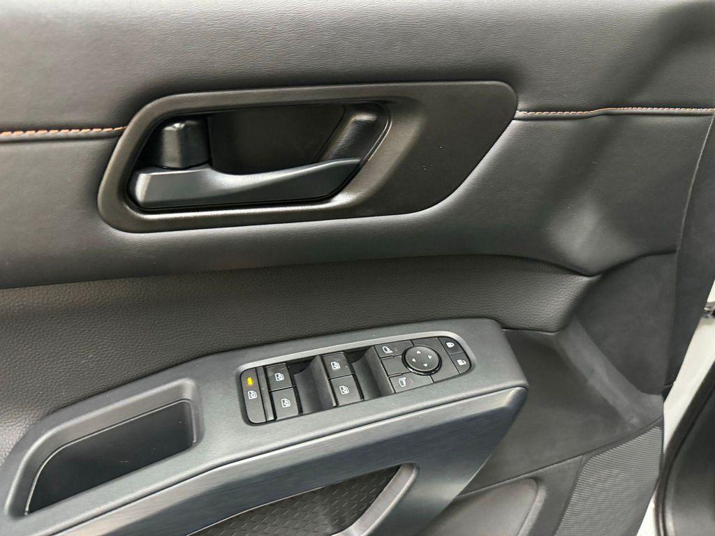 new 2025 Nissan Pathfinder car, priced at $45,497