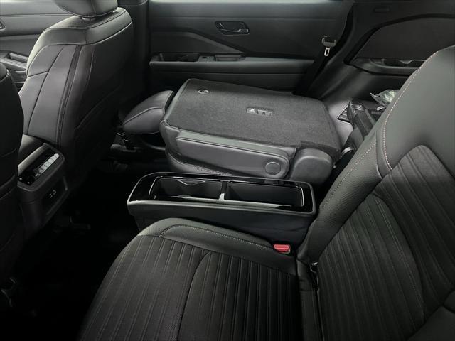new 2025 Nissan Pathfinder car, priced at $45,109