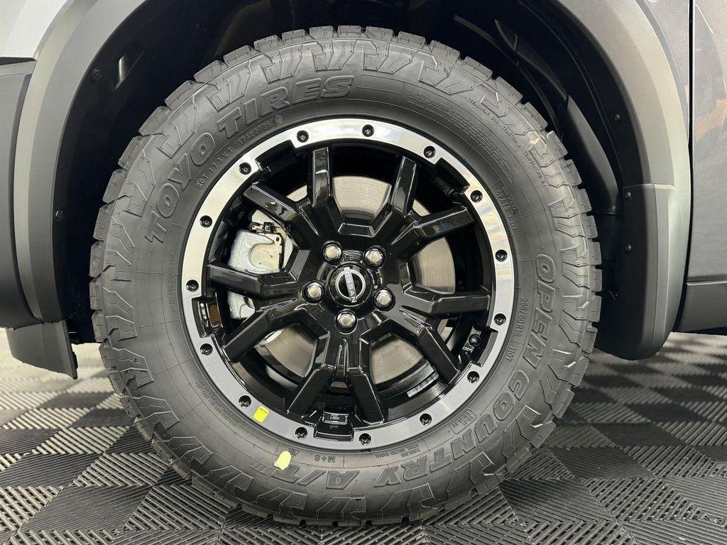 new 2025 Nissan Pathfinder car, priced at $46,610