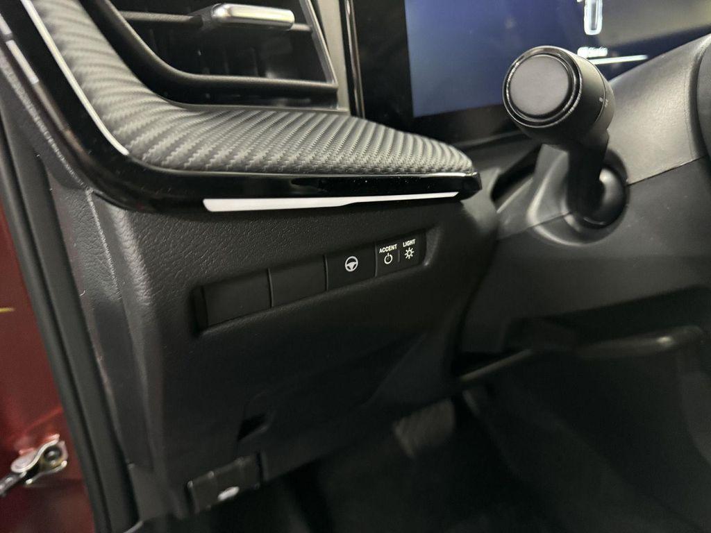 new 2025 Nissan Kicks car, priced at $29,997