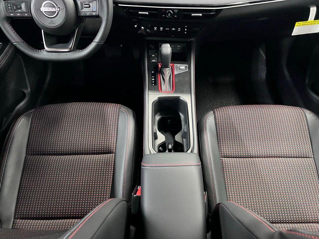 new 2025 Nissan Kicks car, priced at $30,497