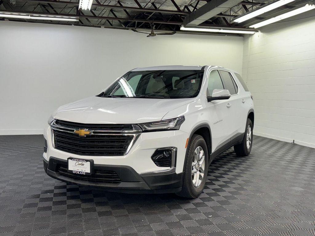 used 2023 Chevrolet Traverse car, priced at $31,997