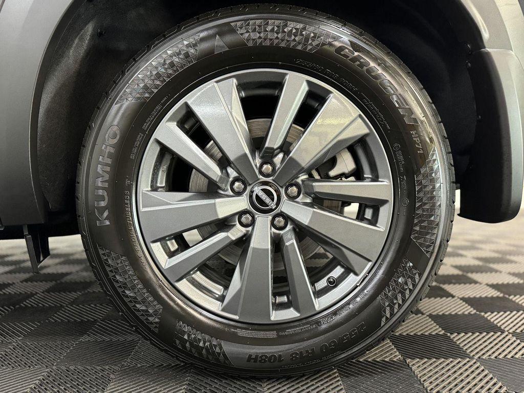 new 2025 Nissan Pathfinder car, priced at $41,997