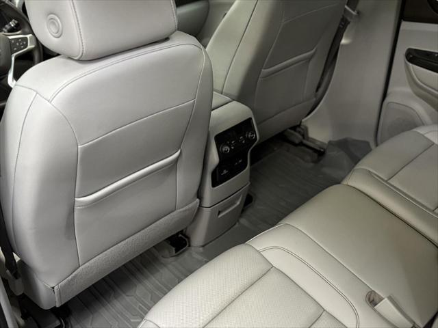 used 2023 GMC Acadia car, priced at $23,997