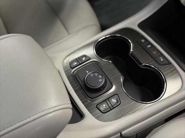 used 2023 GMC Acadia car, priced at $23,997