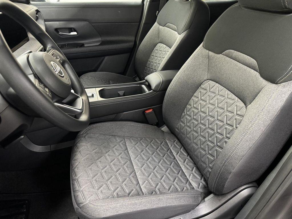 new 2025 Nissan Kicks car, priced at $25,997