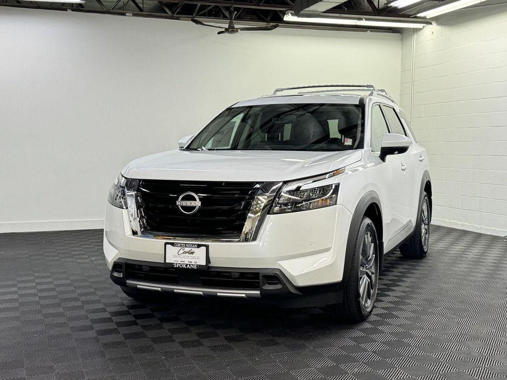 new 2025 Nissan Pathfinder car, priced at $50,400