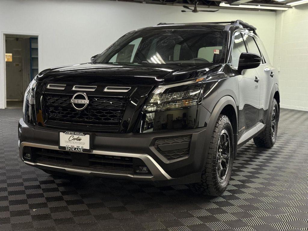 new 2025 Nissan Pathfinder car, priced at $43,997