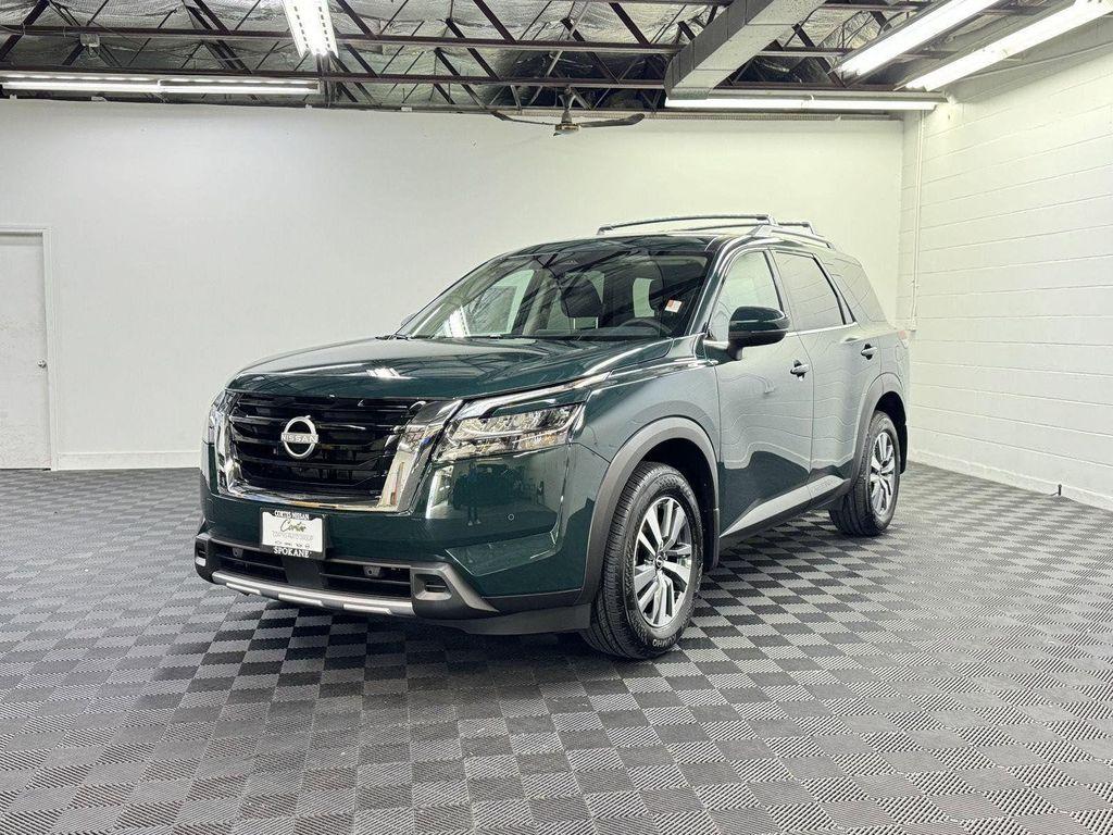 new 2025 Nissan Pathfinder car, priced at $43,497