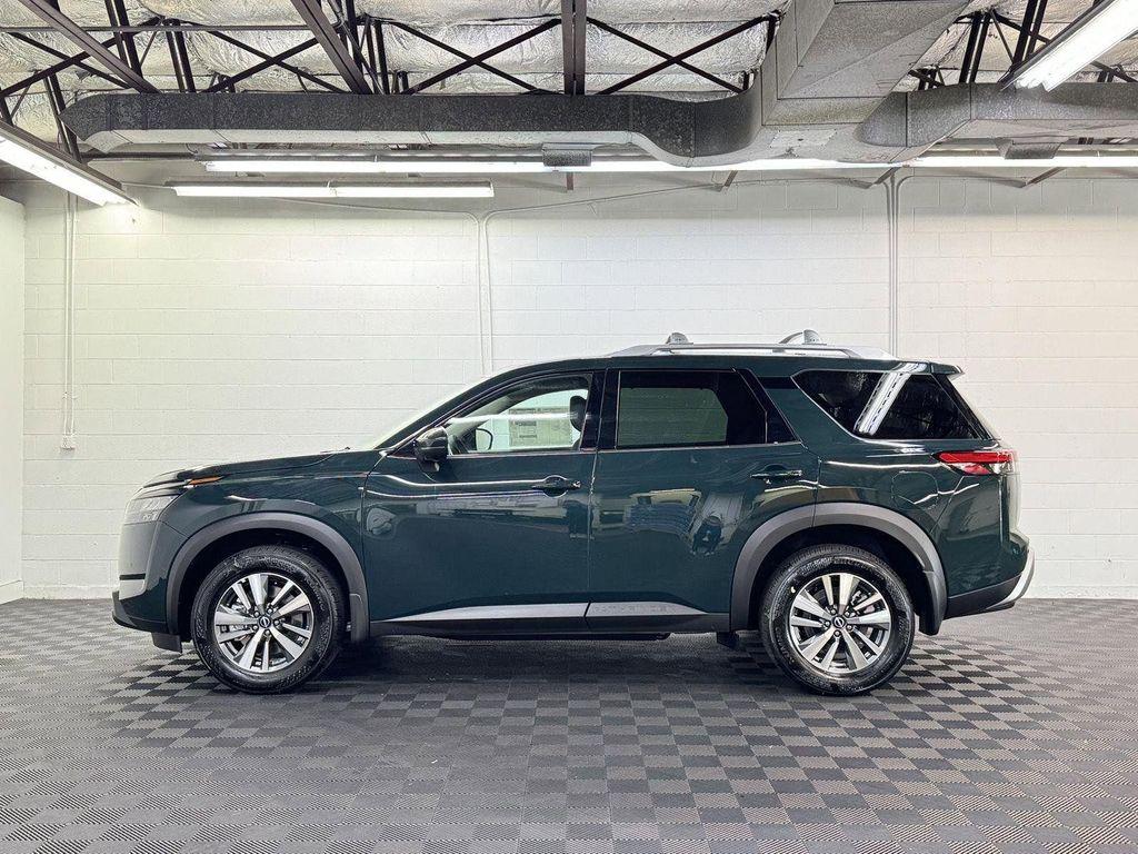 new 2025 Nissan Pathfinder car, priced at $43,497