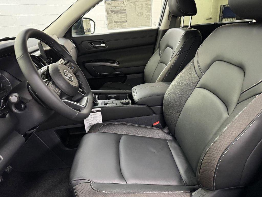 new 2025 Nissan Pathfinder car, priced at $43,497