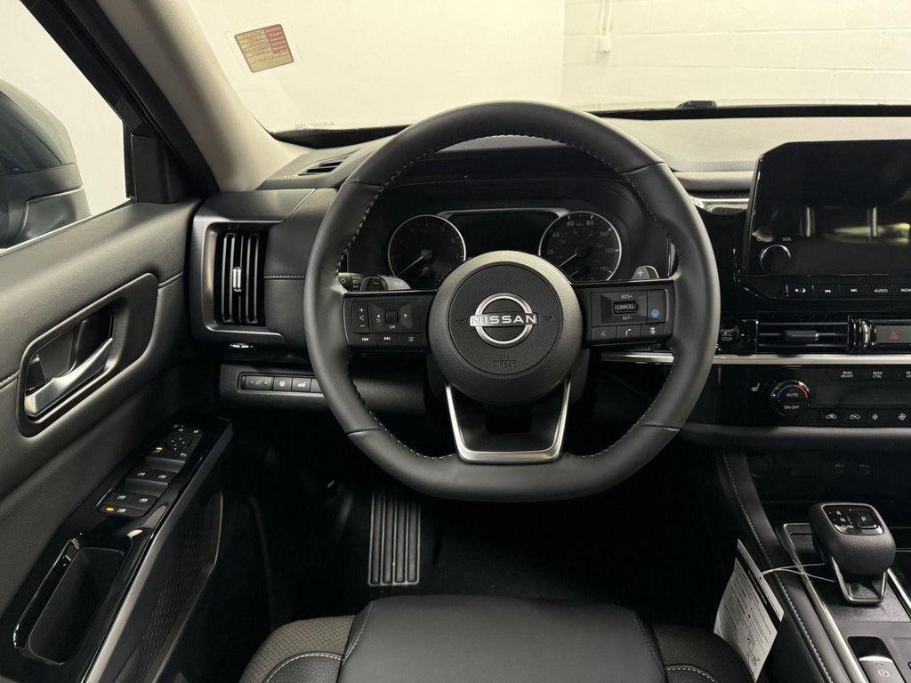 new 2025 Nissan Pathfinder car, priced at $43,497