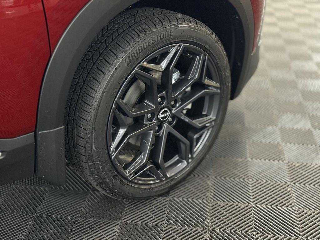 new 2025 Nissan Kicks car, priced at $30,997