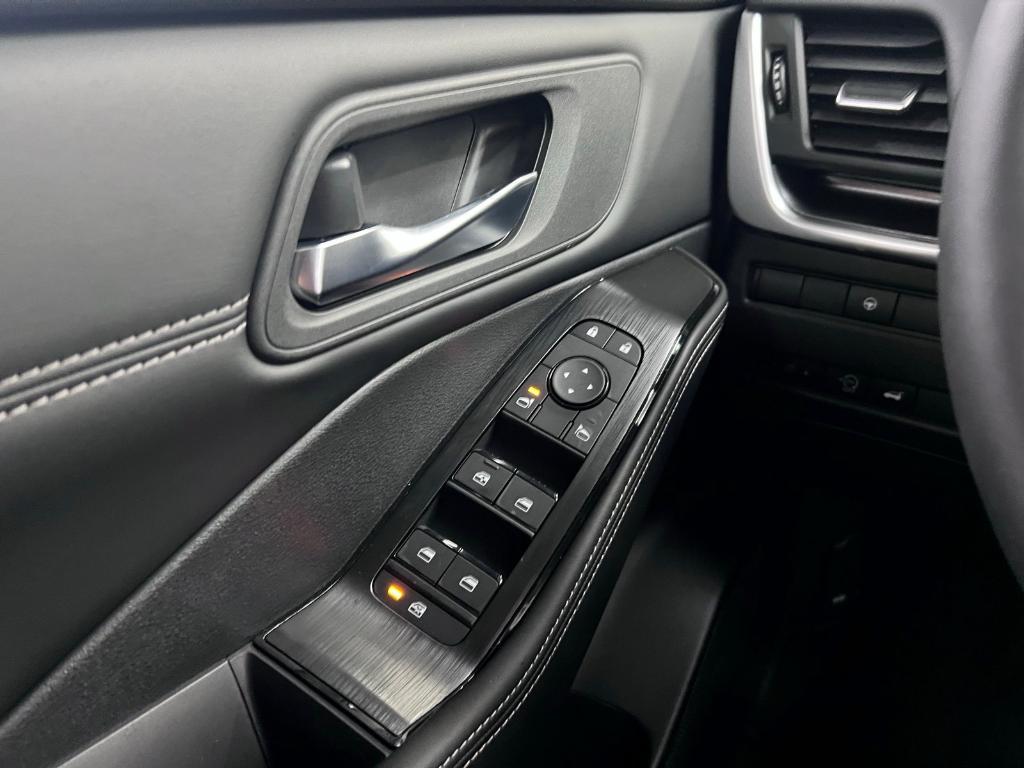 new 2025 Nissan Rogue car, priced at $34,543